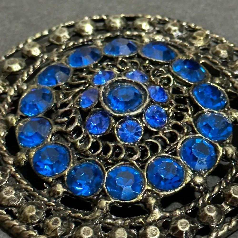 Vintage Rhinestone Pin - Picture 3 of 10
